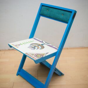 Painted Chair/tableau-0